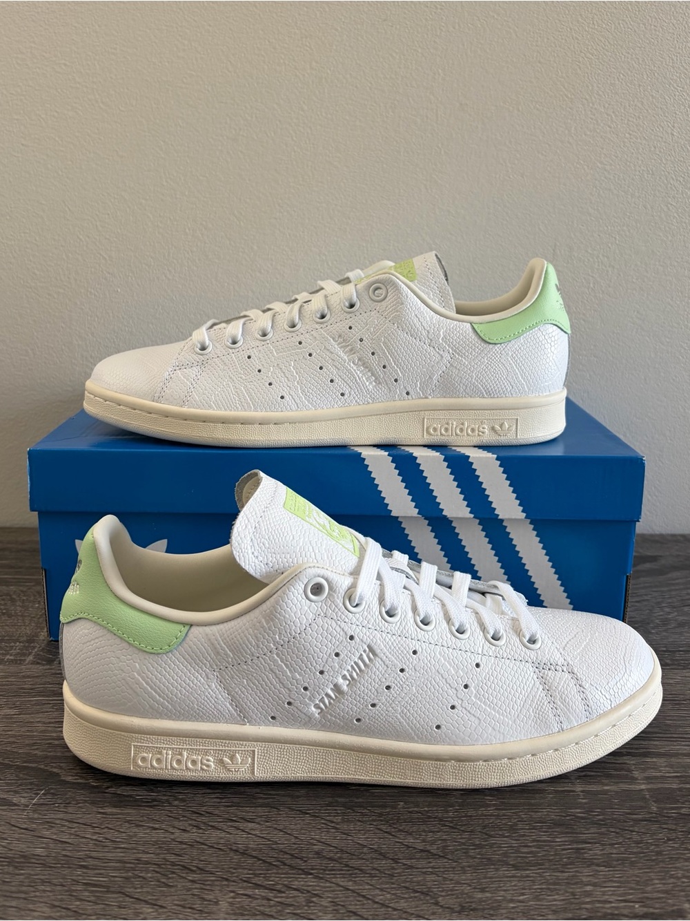 Adidas Stan Smith Reptile Texture Sneakers White Semi Green - Women's Size 9